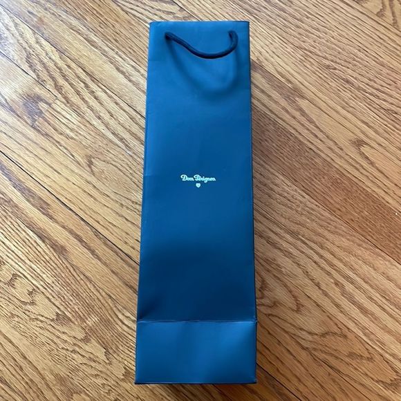 ⭐️Dom Perignon - Luxury empty bag! ⭐️ - Picture 8 of 11